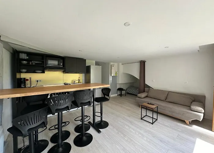 Apartment Viens Dans Mon Beau Jardin ! 012 *